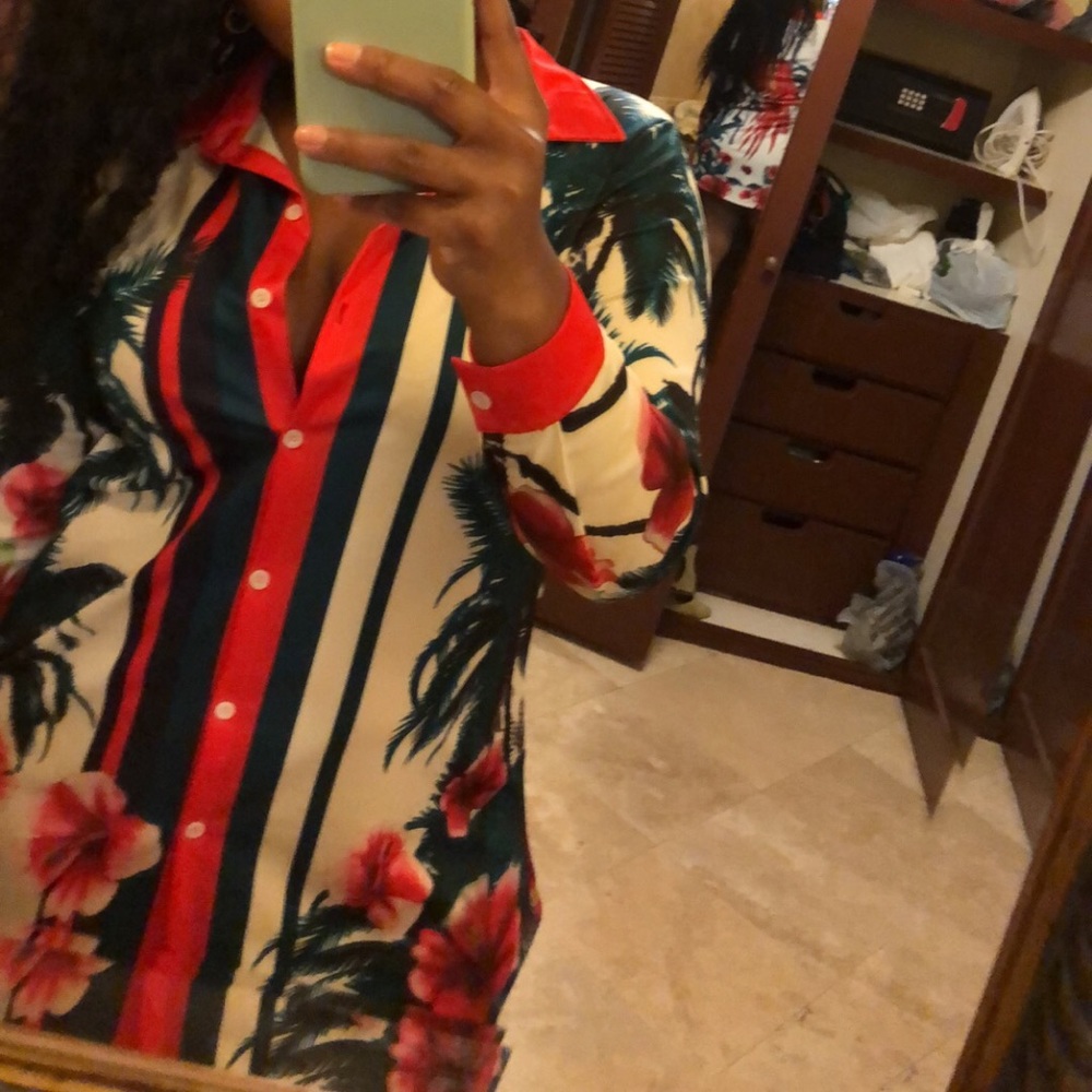 Dress - Picture 2 of 2
